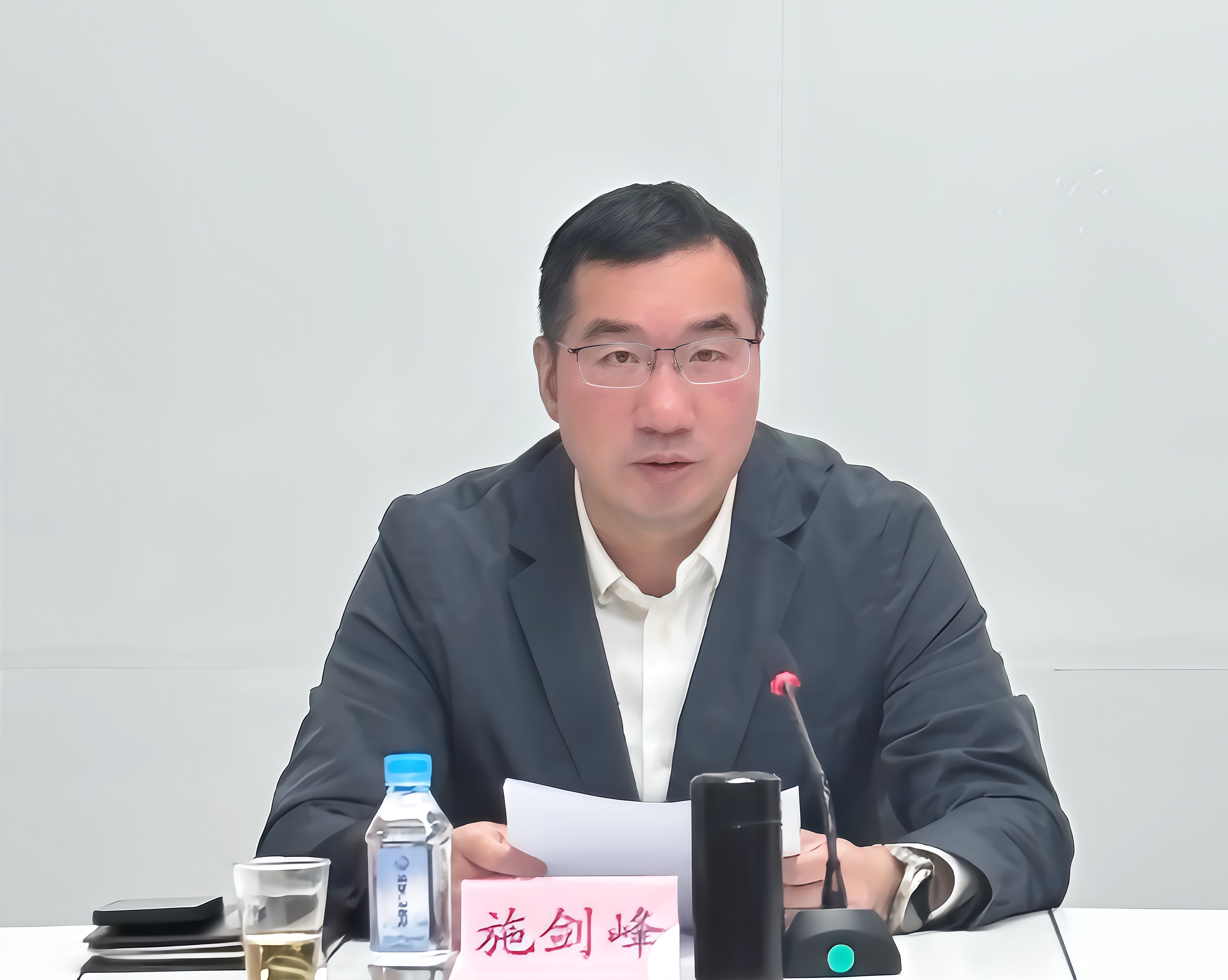 67f738665dff5.jpg b9d8d766c4469356d8ff216d3bf7670.jpg